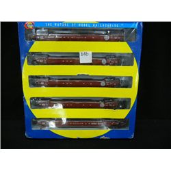 5-Miniature Model Railroad Cars, by Athearn