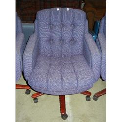 Purple Swivel/Armed Desk Chair
