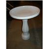 Image 1 : Plastic Bird Bath