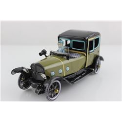 Tin Vintage Chauffer-Driven Roadster Wind Up Toy