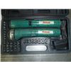 Image 3 : Grizzly Cordless Screwdriver & Flashlight Kit w/ instructions