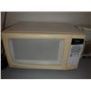 Image 1 : Sanyo Microwave