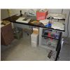 Image 1 : Metal Desk - NO CONTENTS