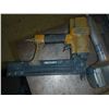 Image 2 : Pneumatic power staple gun W/Staples