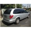 Image 2 : 2005 CHRYSLER TOWN & COUNTRY