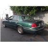 Image 2 : 2000 FORD CROWN VICTORIA