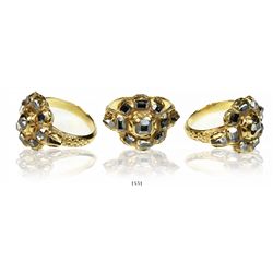 1715 Fleet Gold-and-diamond ring, 4-1/2 to 5 carats, clarity SI1-SI2, fancy gray color.