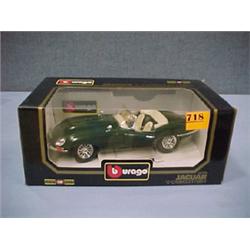 10" Die Cast Jaguar Cabriolet...