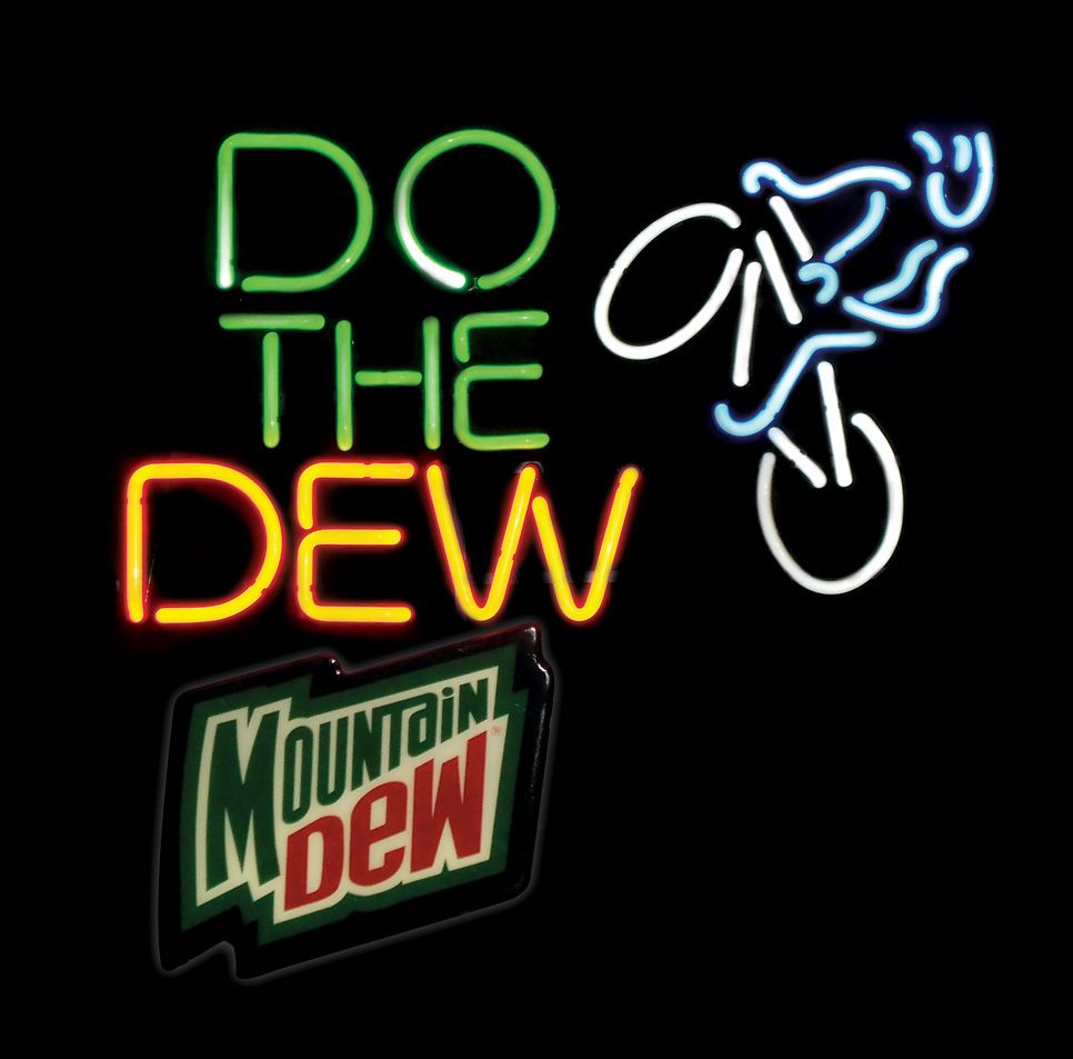 Soda fountain neon sign, "Do the Dew Mountain Dew," NOS cond, 24"H x 25"W.