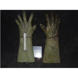 FRANKENSTEIN MONSTER UNIVERSAL STUDIOS USED COSTUME HANDS PAIR