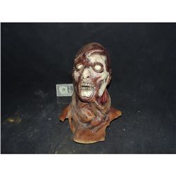 ROTTEN ZOMBIE EXPOSED SKULL LATEX MASK