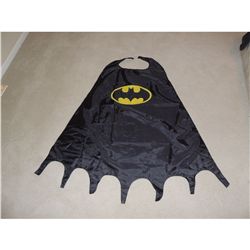 BATMAN CAPE FROM PARAMOUNT SIX FLAGS MAGIC MOUNTAIN NO RESERVE!