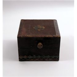 Harry Potter and the Sorcerer's Stone Diagon Alley Wood Box Prop