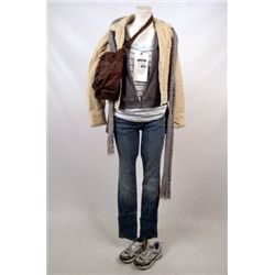 Out of the Furnace Lena Taylor (Zoe Saldana) Screen Worn Costume