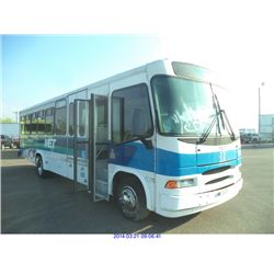 2005 - FREIGHTLINER BUS