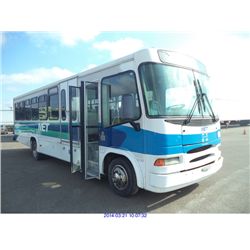 2005 - FREIGHTLINER BUS