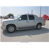 Image 2 : 2004 - CADILLAC ESCALADE EXT