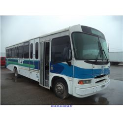 2005 - FREIGHTLINER BUS