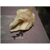 Image 2 : 129.50 carat unique possible flow stone agate of some sort