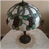 Image 3 : Matching Leaded Glass Table Lamps
