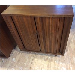 2 Art Modern Sound Cabinets