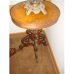 Victorian Small Size Oval Candle Stand