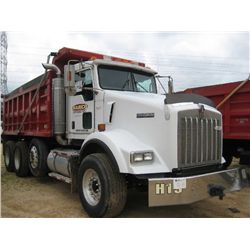2006 KENWORTH T800 TRI-AXLE DUMP  S/N 1NKDXUEX56J130643  CAT C13 ENG  ALLISON A/T  46K REARS  18K FR