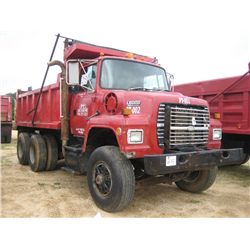1993 FORD 8000 T/A DUMP, S/N 1FDYW82EXPVA29460, FORD DIESEL ENG, A/T, 14K FRONT, 38K REARS, 14' 16 Y