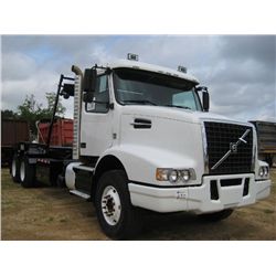 2012 VOLVO VHD ROLLOFF TRUCK, S/N 4V5KC9EG7CN539197, D-13 375 HP ENG, FULLER RTO-16909LL TRANS, 46K 