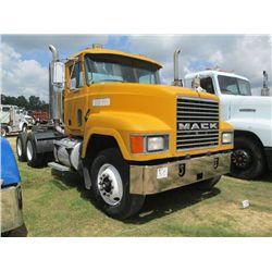 1995 MACK CH613 T/A TRUCK TRACTOR, S/N 1M2AA13Y0SW048182, E7-350 HP MACK ENG, 9 SPD TRANS, 38K REARS