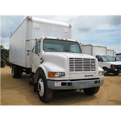 1996 INTERNATIONAL 4700 S/A BOX TRUCK, S/N 1HTSCAAM5TH326621, DT466 IHC DIESEL ENG, 7 SPD TRANS (6 P
