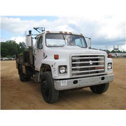 1981 INTERNATIONAL 1754 S/A FLATBED TRUCK, S/N 1HTLCCFPXHH477870, INTL DIESEL, 5-2 SPD TRANS, 12' FL