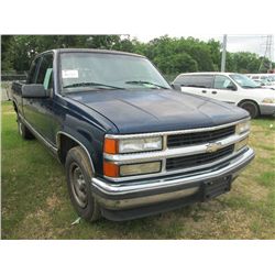 1998 CHEVROLET 2500 PICKUP, S/N 1GCFC29R1WE237980, GAS ENG, A/T, EXTENDED CAB, ODOMETER READING 111,