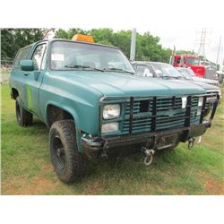 1985 CHEVROLET BLAZER 4X4, S/N 1G8ED18J4FF156006, GAS ING, A/T, 2 DOOR, ODOMETER READING 72,235 MILE