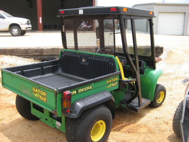JOHN DEERE 4X2 GATOR, S/N 075654, CANOPY, WINDSHIELD, DUMP BED