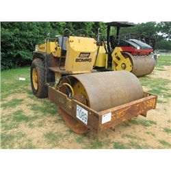 BOMAG 142D VIBRATORY ROLLER, S/N 519123575, 56" DRUM, DIESEL ENG