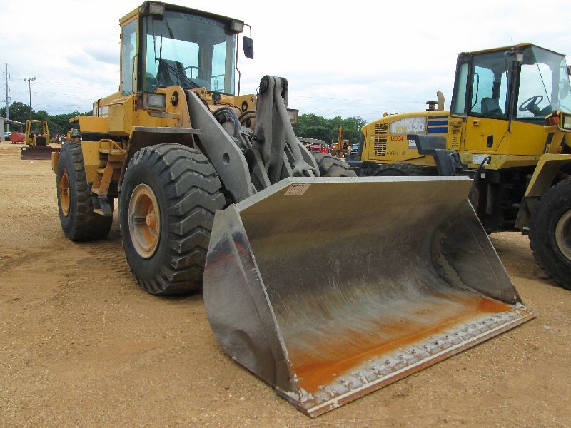 VOLVO L120C WHEEL LOADER, S/N L120CV61543, GP BUCKET, ECAB W/AIR, 23.5