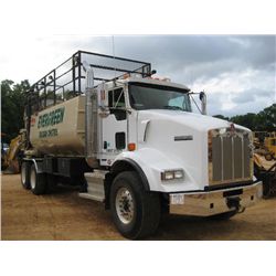 2011 KENWORTH T800 HYDROSEEDER, S/N 1NKDL00X4BJ278840, CUMMINS ISM 350 ENG, 8LL SPEED FULLER, 46K RE