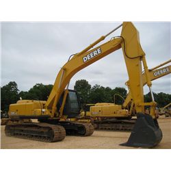 JOHN DEERE 230LC HYDRAULIC EXCAVATOR, S/N 603206, 11'-10" STICK, 42" BUCKET, 32" TBG, ECAB W/AIR, ME