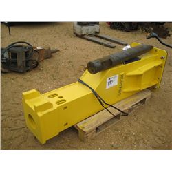 MUSTANG MB1700 HYDRAULIC HAMMER, S/N M130122 (14 YR)