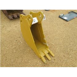 12" JOHN DEERE TRENCH BUCKET