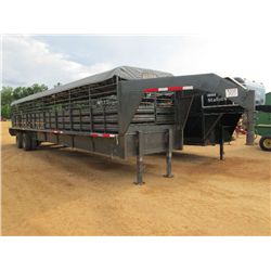 32' T/A CATTLE TRAILER