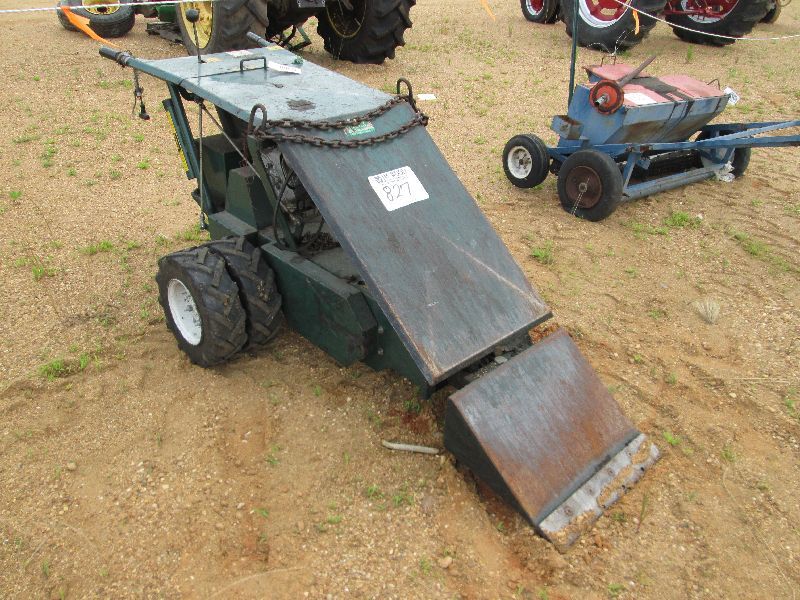 (1) SELF PROPELLED ROOF SCRAPER, KOHLER 10HP ENG J.M. Wood Auction