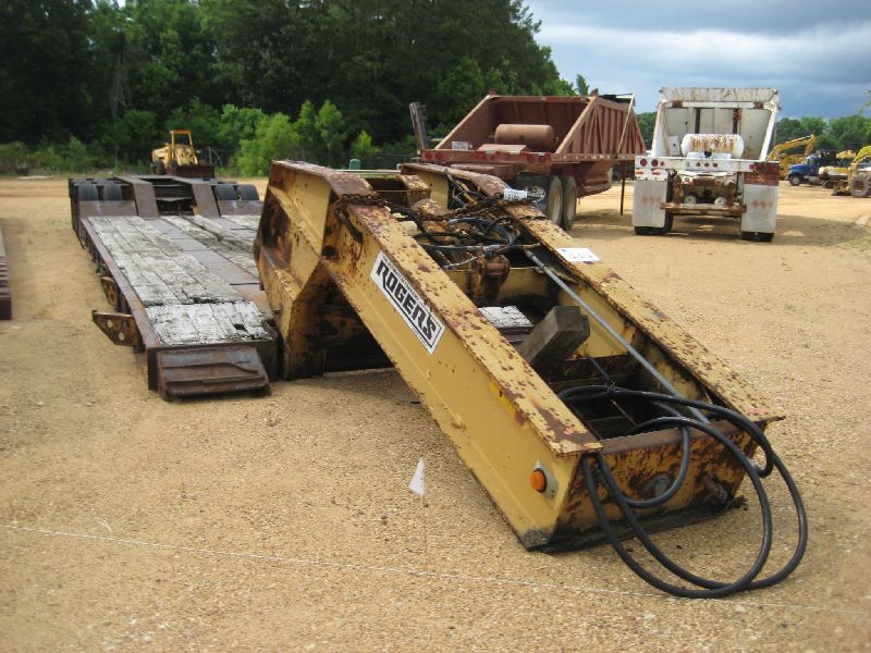 Lowboy Out Riggers ROGERS 22' TRI-AXLE DETACHABLE LOWBOY TRAILER, S/N 21391, BOOM TROUGH ...