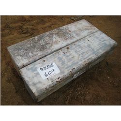 1 LOT (2) 44" SIDE MTD TOOL BOX