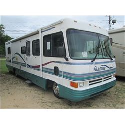 1998 ALLEGRO MOTOR HOME, S/N 1GBKP37J9W3300717, GAS ENG, A/T, 1BR, KITCHEN, MICROWAVE, FRIDGE, TV, B