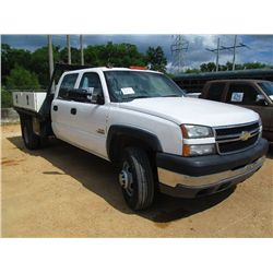 2007 CHEVROLET 3500 S/A FLATBED, S/N 1GBJK33D27F163842, DURAMAX DIESEL ENG, A/T, CREW CAB, FUEL TANK