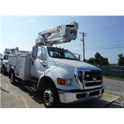 2008 FORD F650XLT BUCKET TRUCK, S/N 3FRWF65D38V660630 , 5.9L CUMMINS DIESEL, A/T, AIR BRAKES, SERVIC