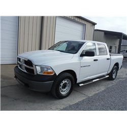 2011 DODGE RAM 1500 CREW CAB 4X4 PICKUP TRUCK, S/N 1D7RV1CPOBS687534, V8 GAS, A/T, BED COVER, ODOMET