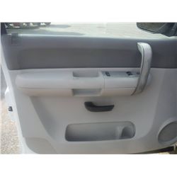 2009 CHEVROLET SILVERADO 1500 PICKUP TRUCK, S/N 1GCEC14089Z212246, V8 GAS, A/T, ODOMETER READING 75,